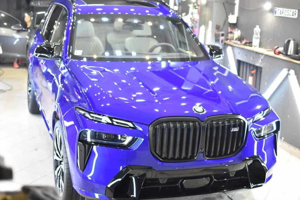 Auto pulēšana, keramiskais pārklājums, salona tīrīšana, Caroscar, caroscar.lv logu tonēšana, salona ķīmiskā tīrīšana, skrāpējumu likvidēšana, skrāpējumu pulēšana